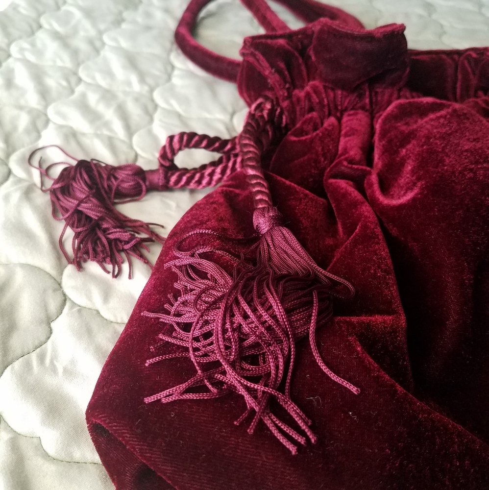 •SOLD• Velvet purse
